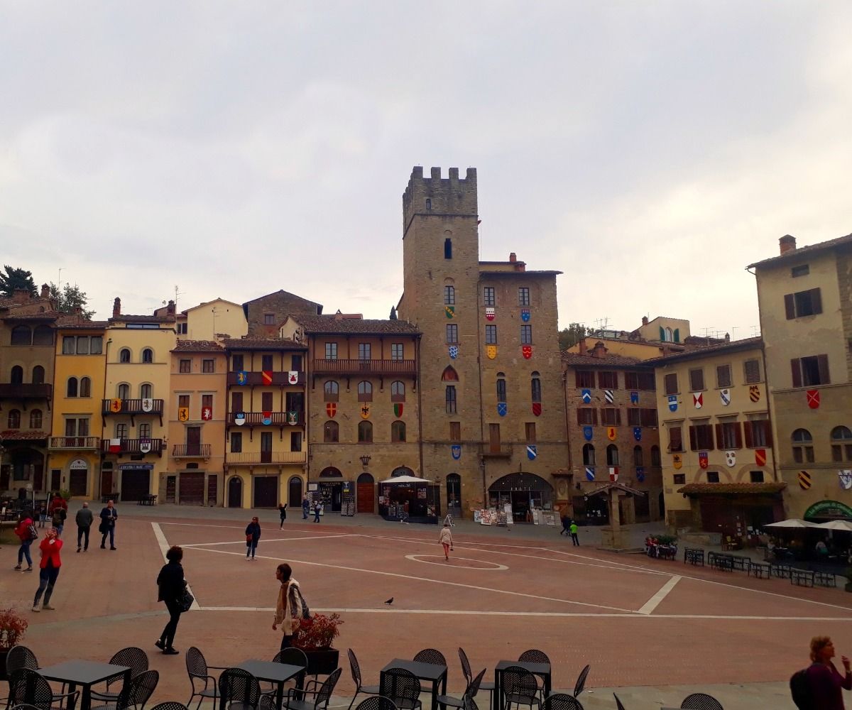 Arezzo, 20 min